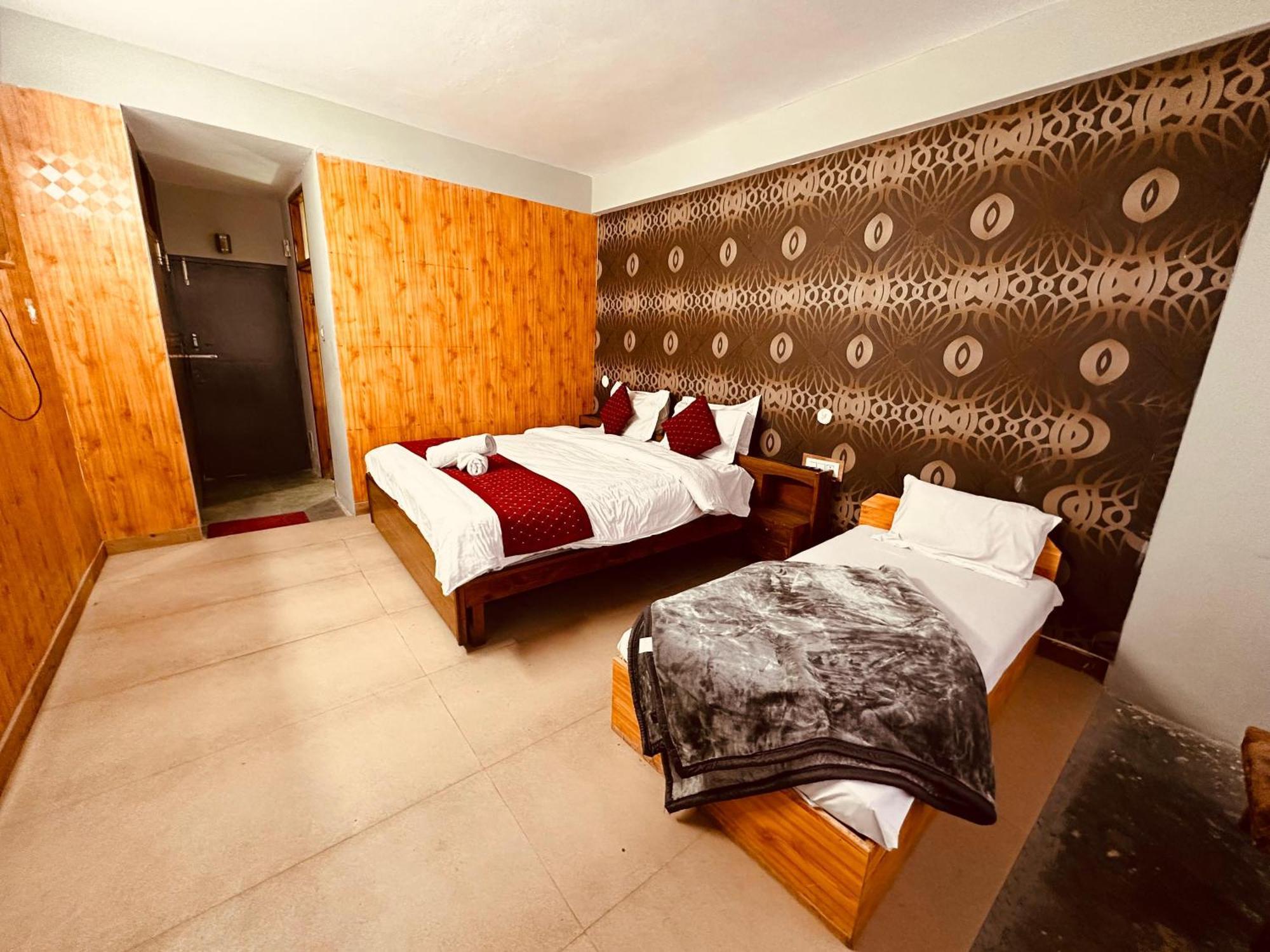 Hotel D Kanchan Manali Εξωτερικό φωτογραφία