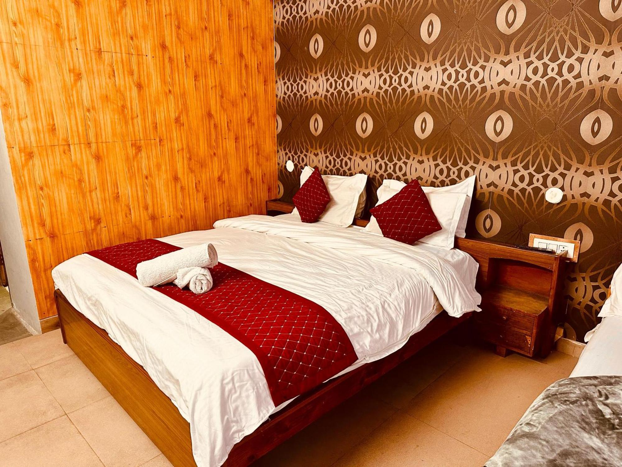 Hotel D Kanchan Manali Εξωτερικό φωτογραφία
