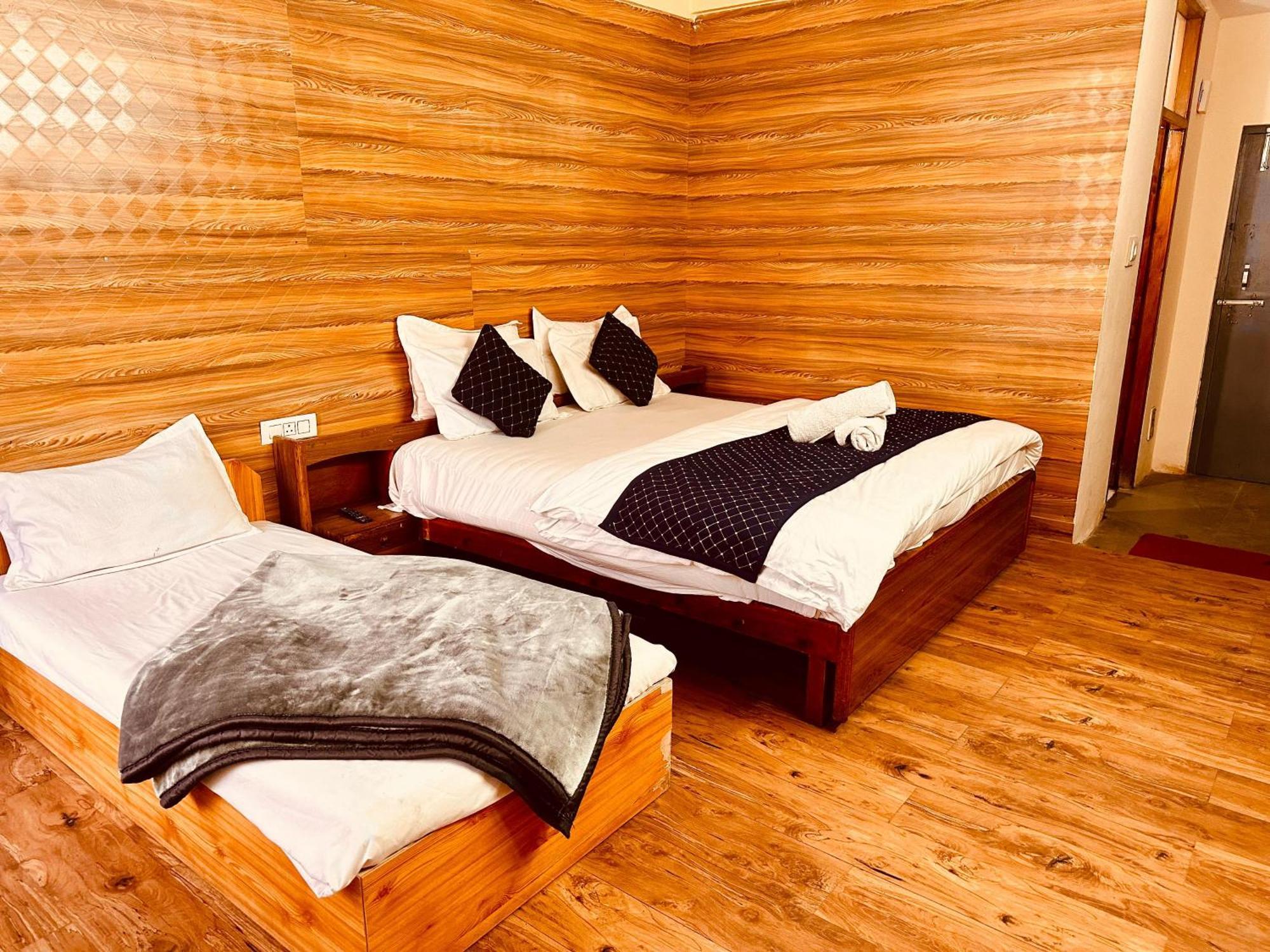 Hotel D Kanchan Manali Εξωτερικό φωτογραφία